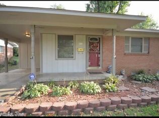 9309 Cloverhill Rd, Little Rock, AR 72205