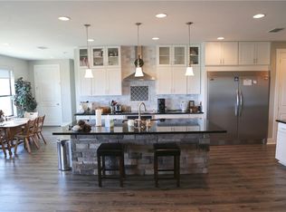 2111 Ranch Road 620 N STE B, Lakeway, TX 78734