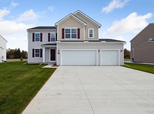 54534 Heron Cir, Chesterfield, MI