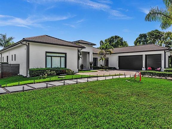 4th image of 6122 SW 173rd Way