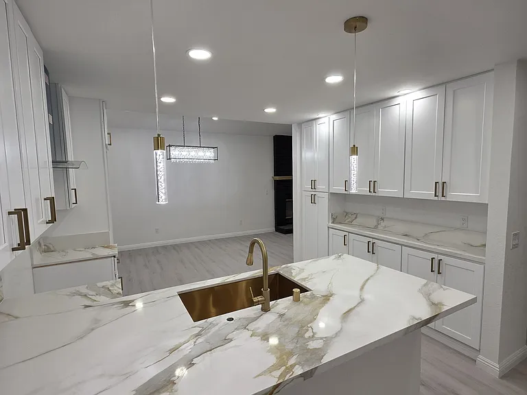 9848 Karen Ave — Photo 7