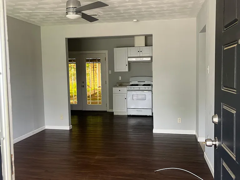 1013 Osceola Trl — Photo 10