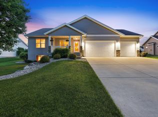 4528 Scenic View Rd, Windsor, WI 53598