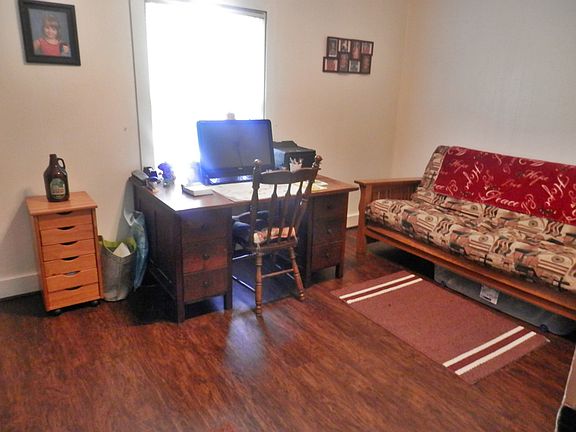 5th image of 720 E Ludington Ave APT 2