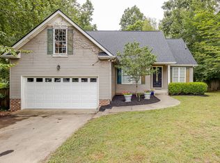 134 Coach Dr, White Bluff, TN 37187