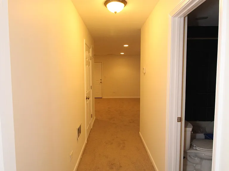 2715 W Thomas St #1 — Photo 25