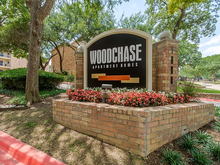 Woodchase Apartments — Photo 38
