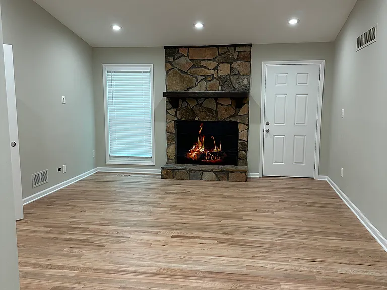 55 Pine Ferry Dr NE — Photo 2