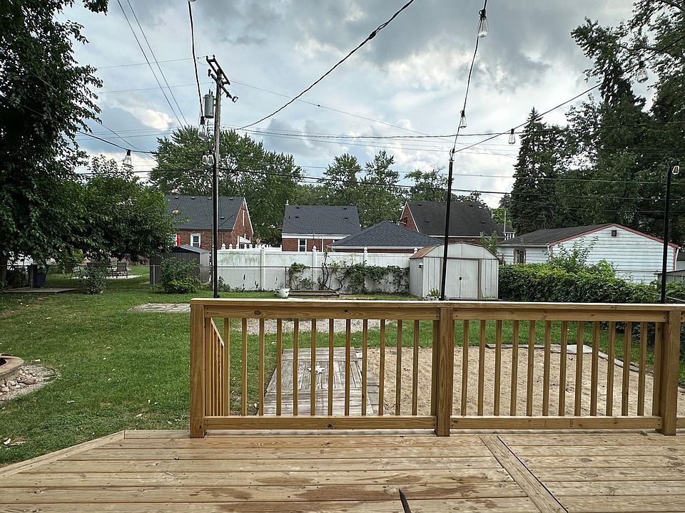 2nd image of 771 Winchester Ave