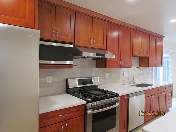 5th image of 41339 Erma Ave