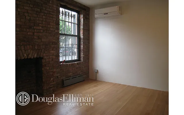 Rented by Douglas Elliman | media 10