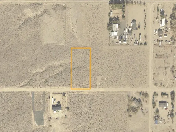 1360 Hooten Dr, Silver Springs, NV 89429