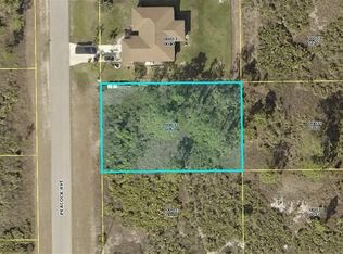 713 Peacock Ave, Lehigh Acres, FL 33974