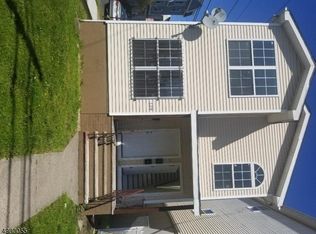 138 19th Ave #1, Irvington, NJ 07111