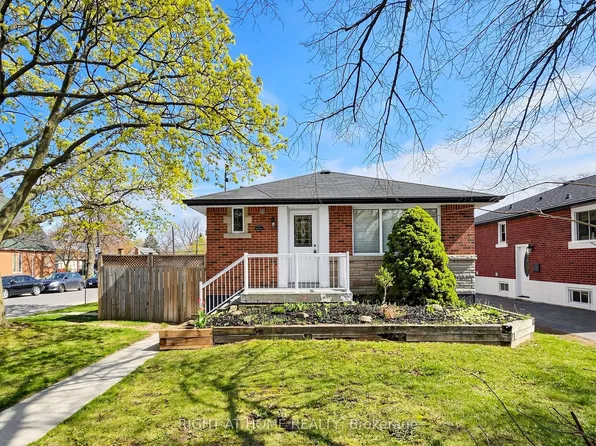 1 Welbourn Dr, Hamilton, ON L9A 3N1
