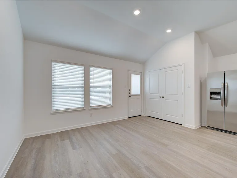 5607 Rock Head Ranch Trl — Photo 28