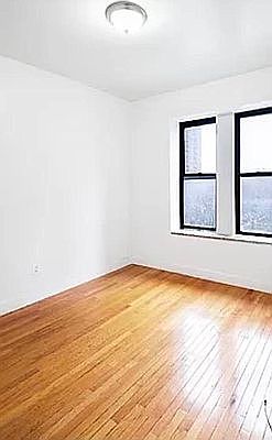5th image of 319 E 108th St #6B