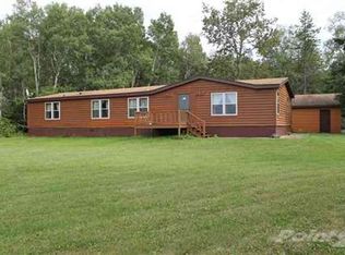 66650 Bayfront Rd, Ashland, WI 54806