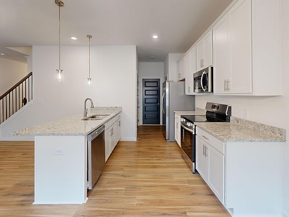 2nd image of 4285 Brookhaven Dr SE #3B-2Ba-1739Sqft