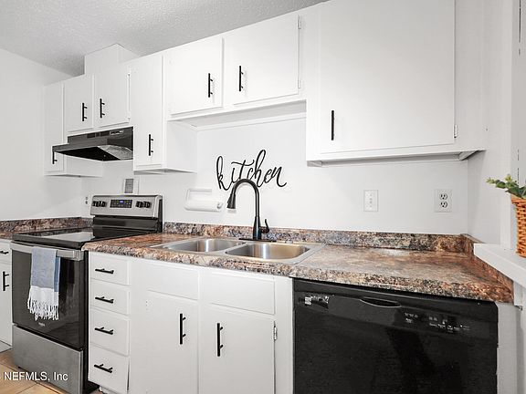 5th image of 2658 SUNRISE VILLAGE Drive #C