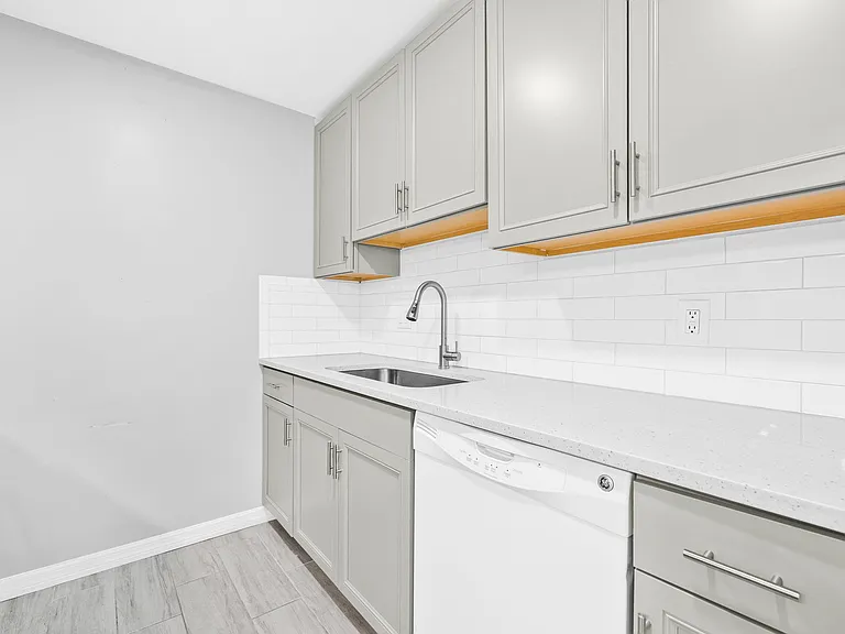 4325 Aegean Dr #106B — Photo 12