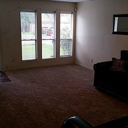 3rd image of 4914 Drew Forest Ln