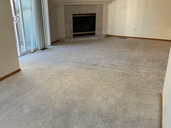 4th image of 8471 S Upham Way