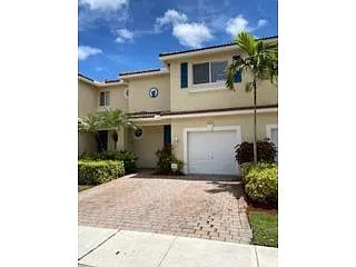 2757 S Evergreen Cir Photo 1
