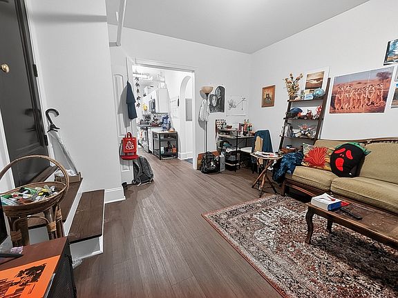 4th image of 6636 N Glenwood Ave #Gar