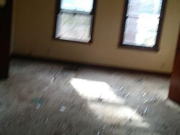 3rd image of 902 Hermitage Dr