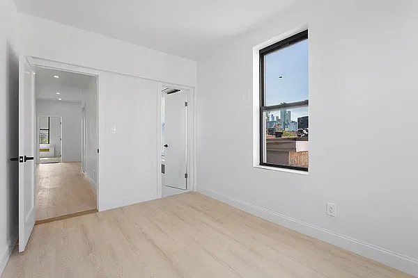 Bedroom, photo 5