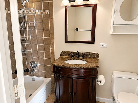 3rd image of 444 Cavalier Ct APT 3-1