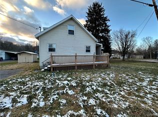 3647 Huxford Pl, New Hartford, NY 13413