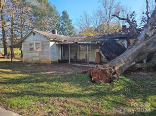 235 Holland St, Forest City, NC 28043