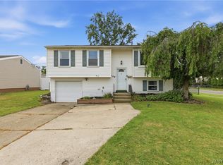 149 Le Havre Dr, Cheektowaga, NY 14227