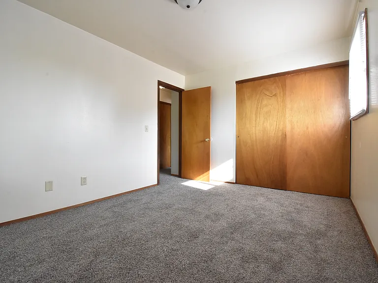 9306 Florence Dr — Photo 12
