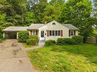 28 Maple Cir, Randolph, MA 02368