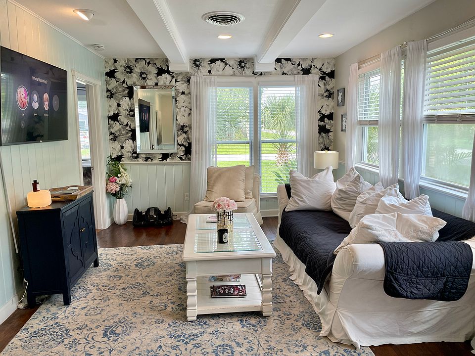 Side view of living area