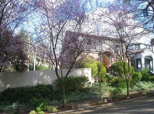 2018 E Newton St, Seattle, WA 98112