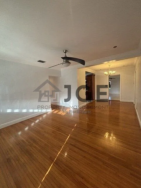 3 bed, 2.0 bath, 1535 sqft, $3,300 — Photo 2