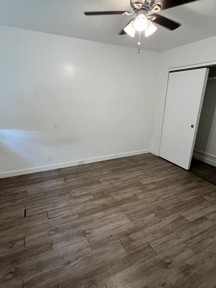 Building Photo - 1721 Anapuni St #E