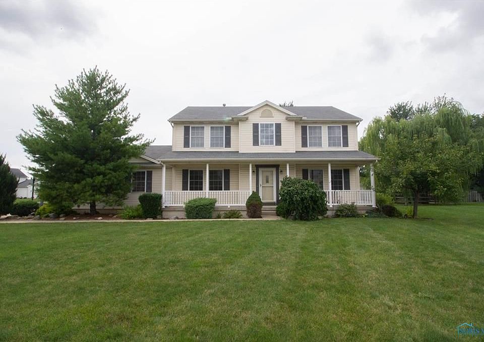 1st image of 28089 Blue Grass Dr