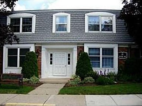 20 Guilford Ln APT 8, Amherst, NY
