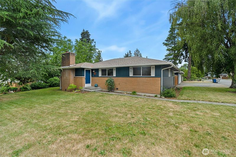 3rd image of 11254 SE 182nd Street