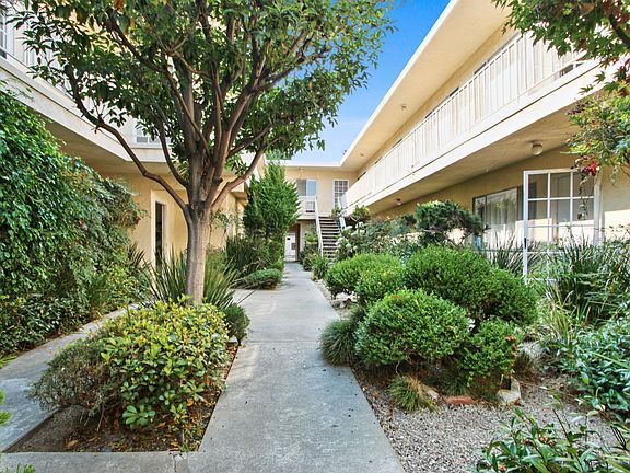 4th image of 529 Montana Ave APT 9