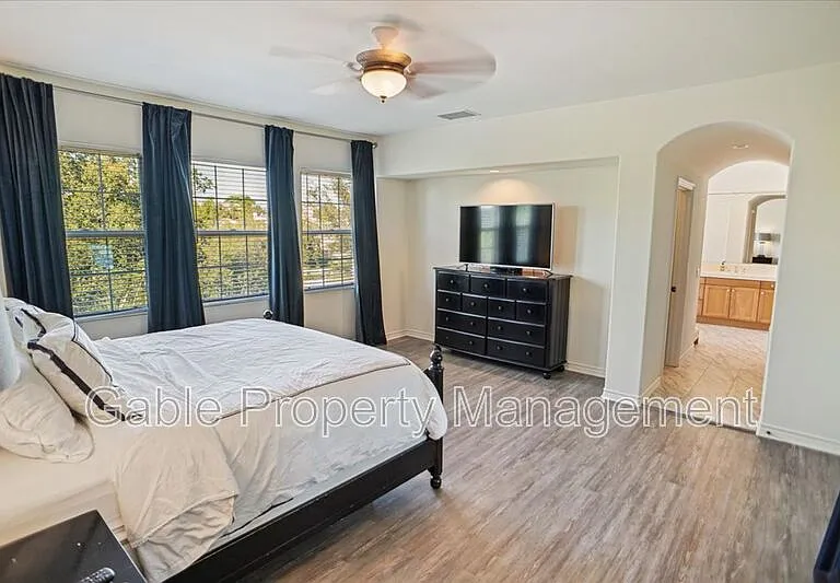 26155 Lone Rock Ct — Photo 14
