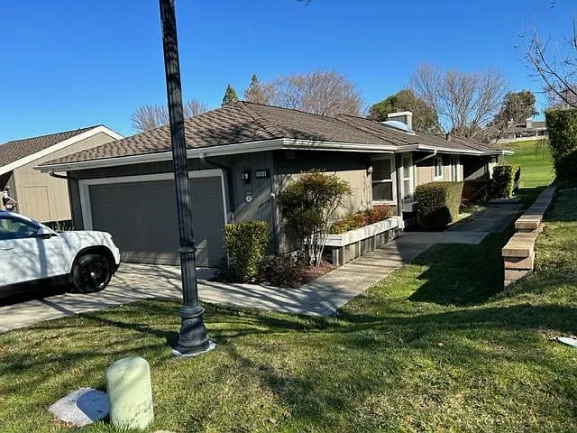 1954 Rancho Verde Cir E photo 1