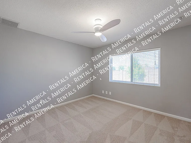 1360 W Esplanade St — Photo 11