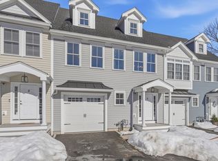 Estate Condo At Moulton Meadow, Georgetown, MA 01833
