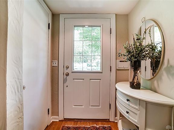 5th image of 1210 Acorn Dr